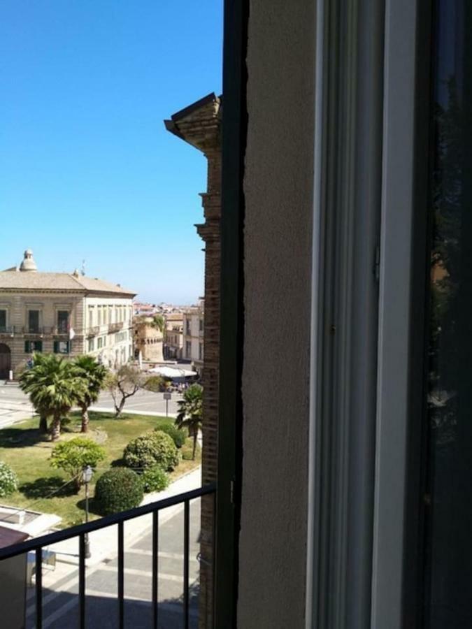 La Torre Villa Vasto Buitenkant foto